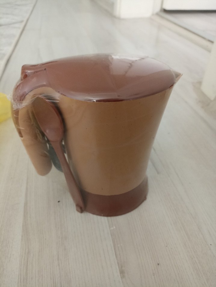 Kahverengi Plastik Su Isıtıcısı - Görsel 2