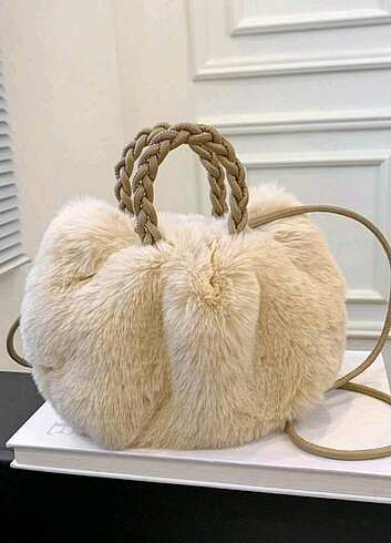 Peluş çanta 