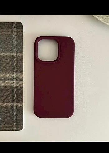 İphone 16 Pro Max Bordo Kırmızı Telefon Kılıfı - Görsel 2