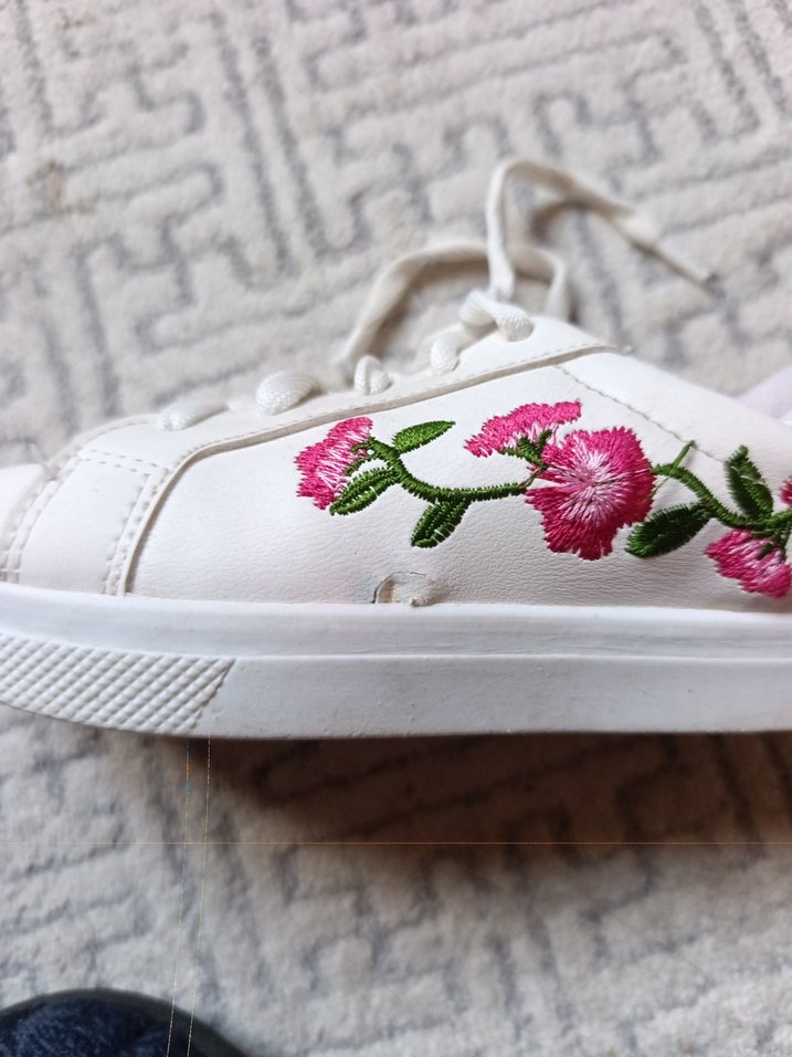 Nakışlı Beyaz kız çocuk Spor Ayakkabı - Görsel 5