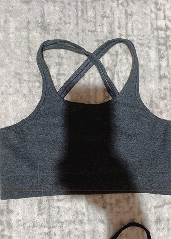 Gri ve Siyah Sporcu Sütyeni - Görsel 5