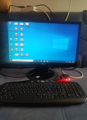 Fujitsu LCD ekran masa üstü bilgisayar 