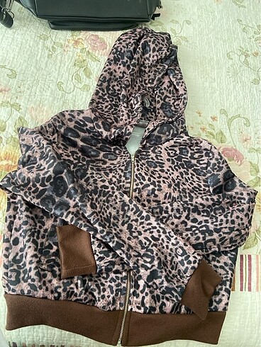 Hırka leoparlı