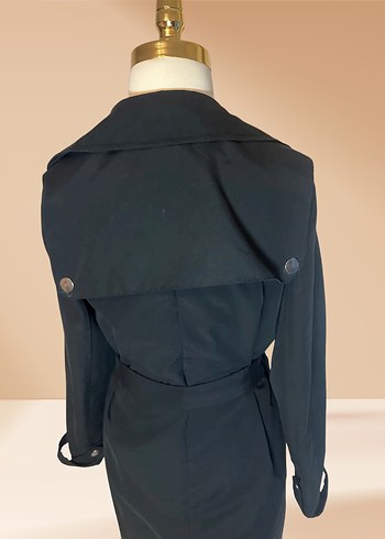 Siyah Kuşaklı Uzun Kadın Trençkot - Görsel 3