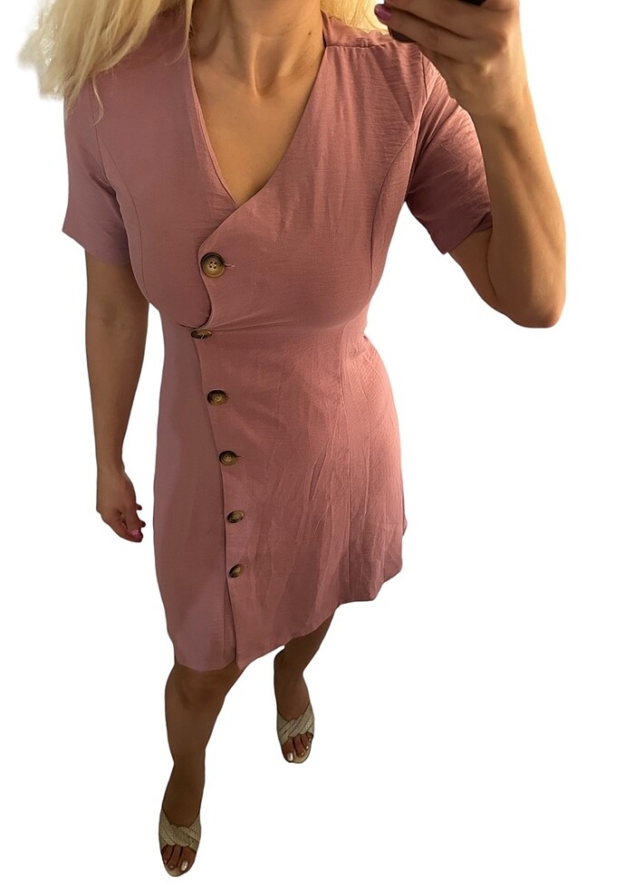 PEMBE DÜĞMELİ BAYAN ELBİSE - Görsel 3