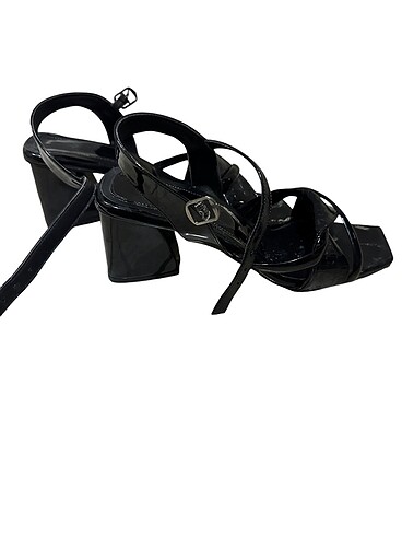 Fabrika Siyah Rugan Topuklu Sandalet  39 Numara, Şık Ayakkabı - Görsel 8