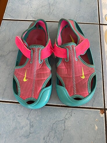 Nike sandalet 17.5 iç ayak ölçüsü