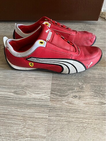 Puma ferrari spor ayakkabısı