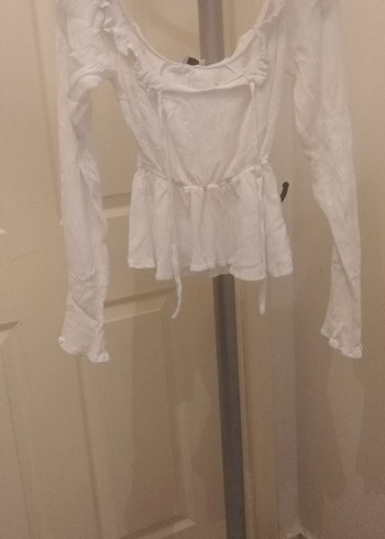 Üst, şort, ayakkabı - Görsel 4