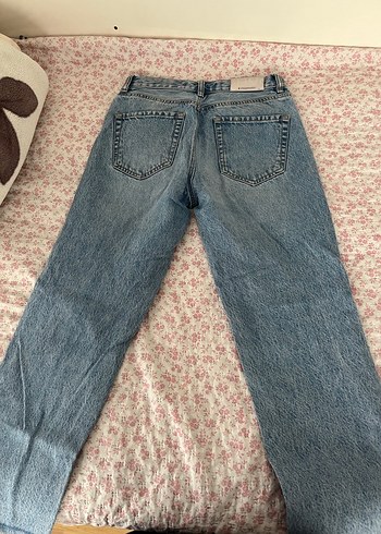 34 Beden mavi Renk Stradivarius D96