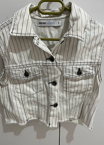 Düğmeli Çizgili Koton Jeans Kolsuz Mini Yelek