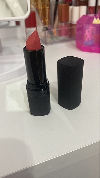 Avon ruj