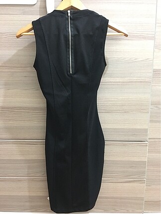 m Beden Pull&bear elbise