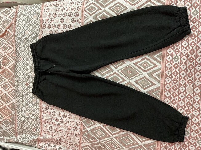 LC Waikiki Siyah eşofman altı