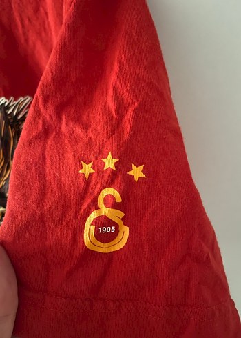 m Beden kırmızı Renk Nike Galatasaray Drogba Tişört