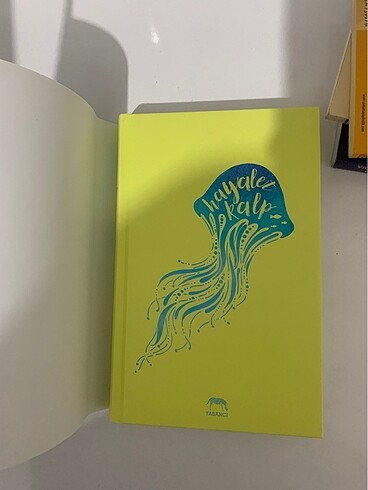  Beden Hayalet Kalp Kitap