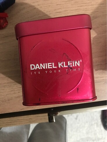 Daniel klein saat kutusu