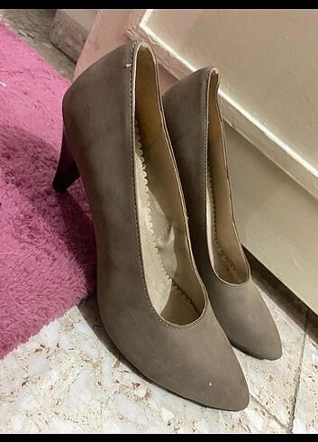 Bej Stiletto 