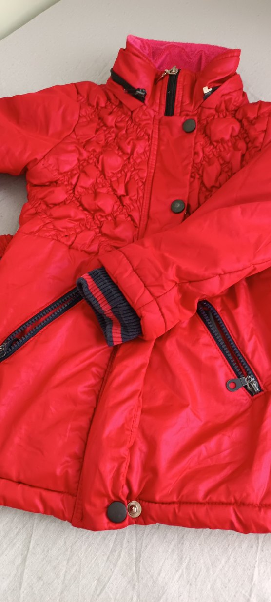 Kız Çocuk Kırmızı Nakışlı Düğmeli Mont - Görsel 2