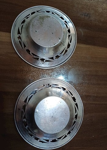 Diğer gümüş çay tabağı