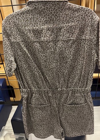 Düğmeli Leopar Desenli Kadın Tulum - Görsel 5