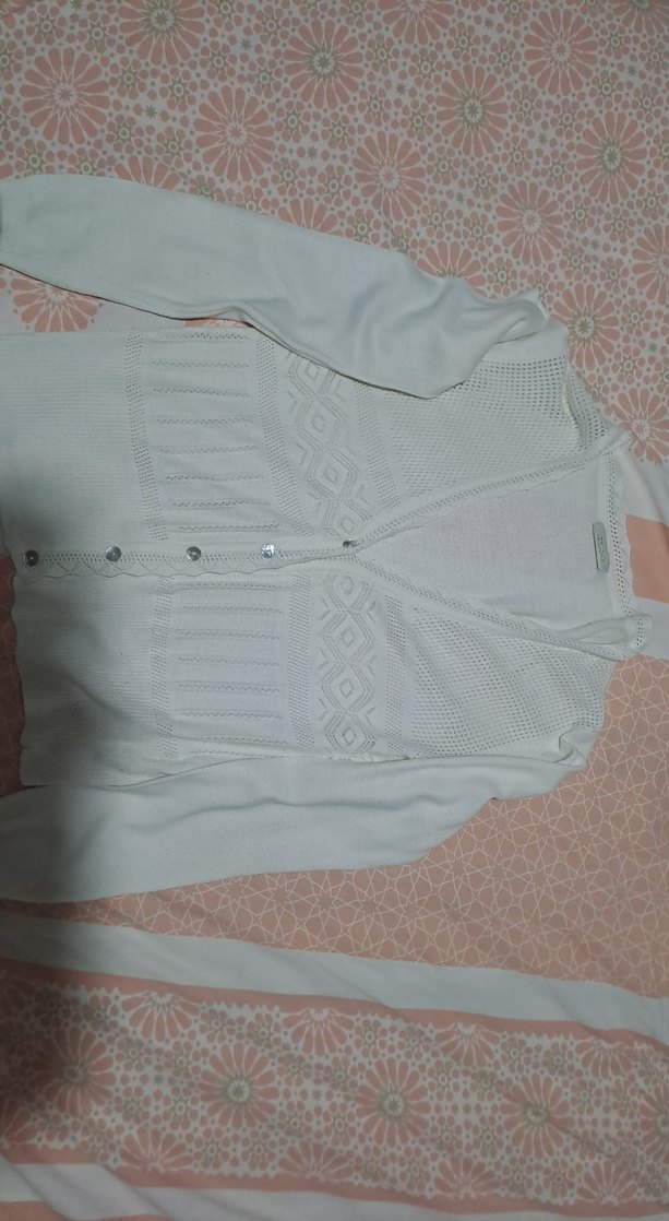 Beyaz Kadın Hırka V Yaka (kırık beyaz) - Görsel 3