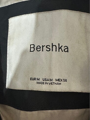m Beden siyah Renk Kışlık Mont