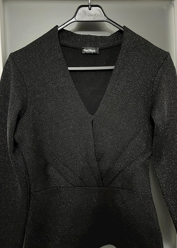 networkSiyah V Yakalı Kadın Bluz - Görsel 2