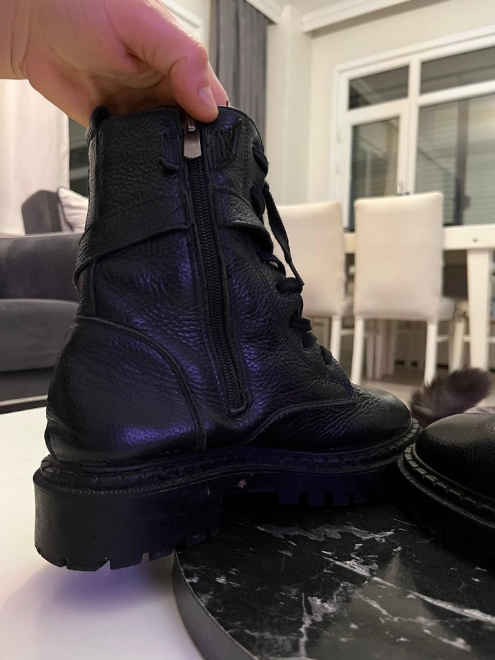 Siyah Deri Rock Punk Tokalı Kadın Bot - Görsel 5