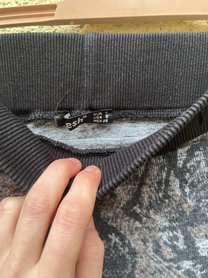 Gri Yılan Desenli Etek - Görsel 5