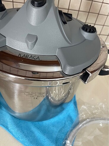 Karaca Karaca düdüklü tencere 7 litre