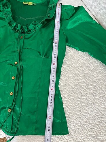 Vintage saten fırfırlı gömlek - Görsel 7