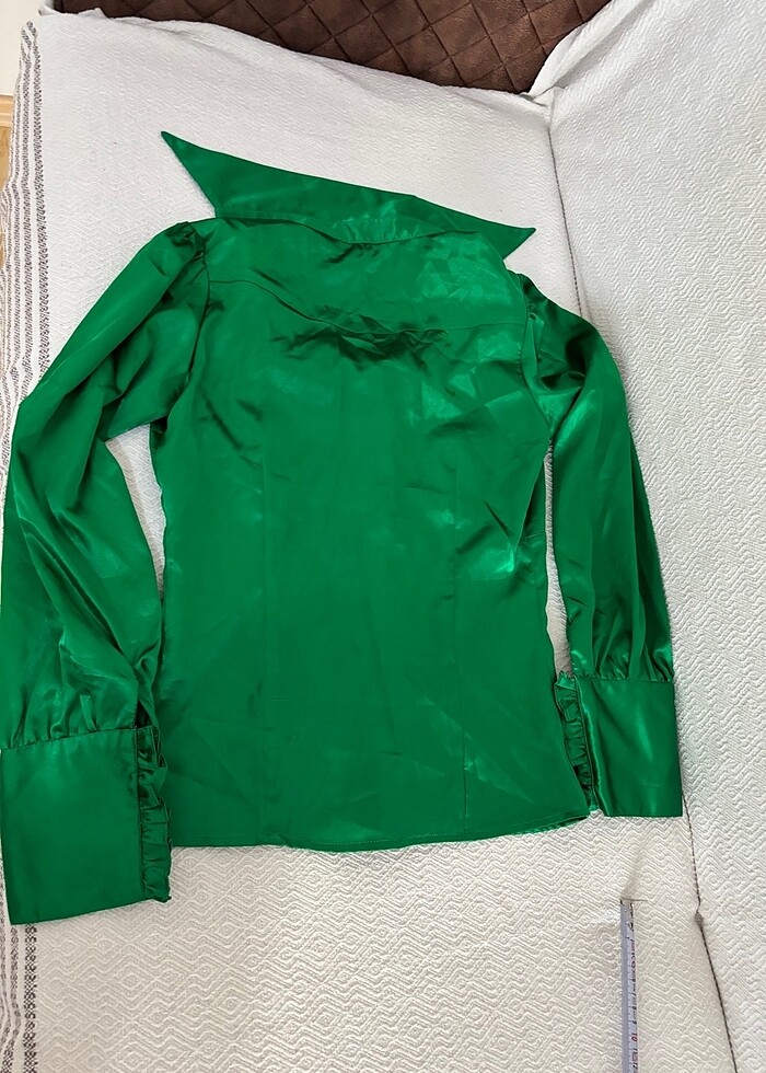 Vintage saten fırfırlı gömlek - Görsel 3