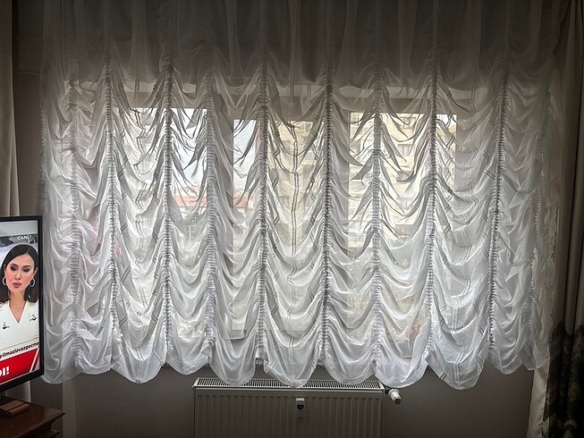 2 adet tül balon peluşlu perde - Görsel 4