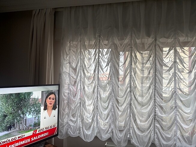 2 adet tül balon peluşlu perde - Görsel 6