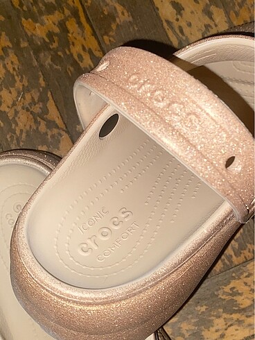 38 Beden crocs classic platform glitter terlik