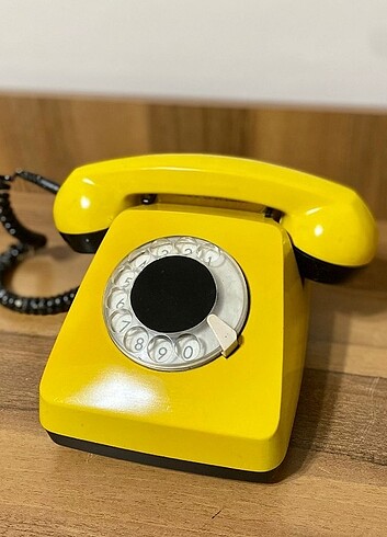 Antika Çevirmeli Telefon