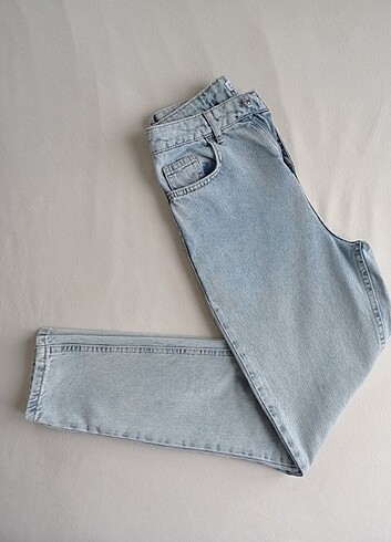 34 Beden mavi Renk jean pantolon 