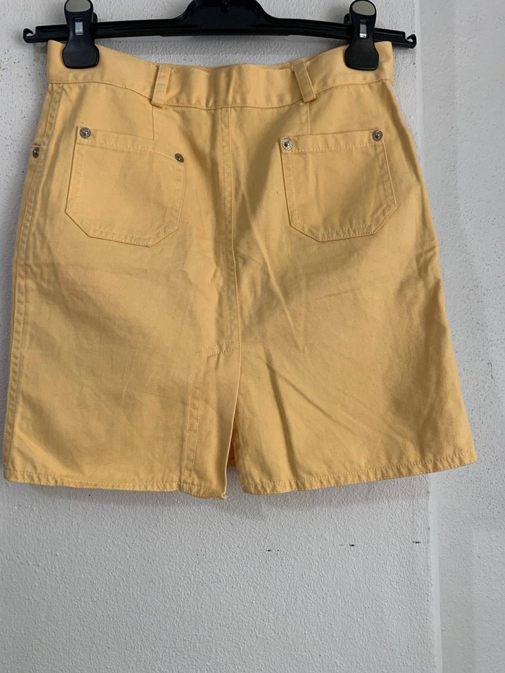 Düğmeli Sarı Mini Etek - Görsel 2