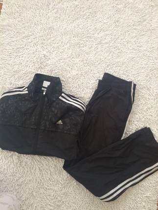 Adidas eşofman takımı 