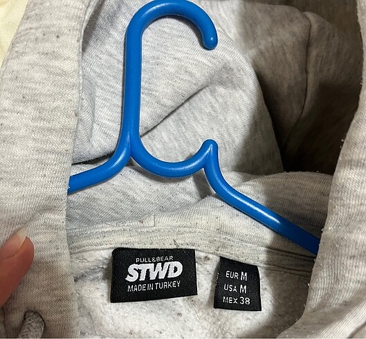 m Beden pull&bear gri baskılı sweatshirt