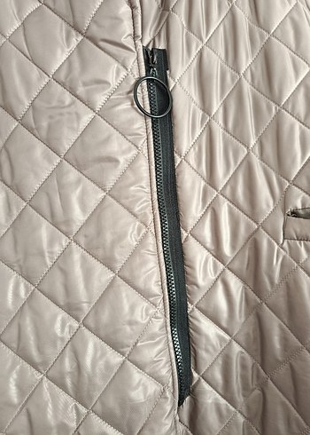 Bej Midi Kadın Kapitone Kemerli Yelek - Görsel 6