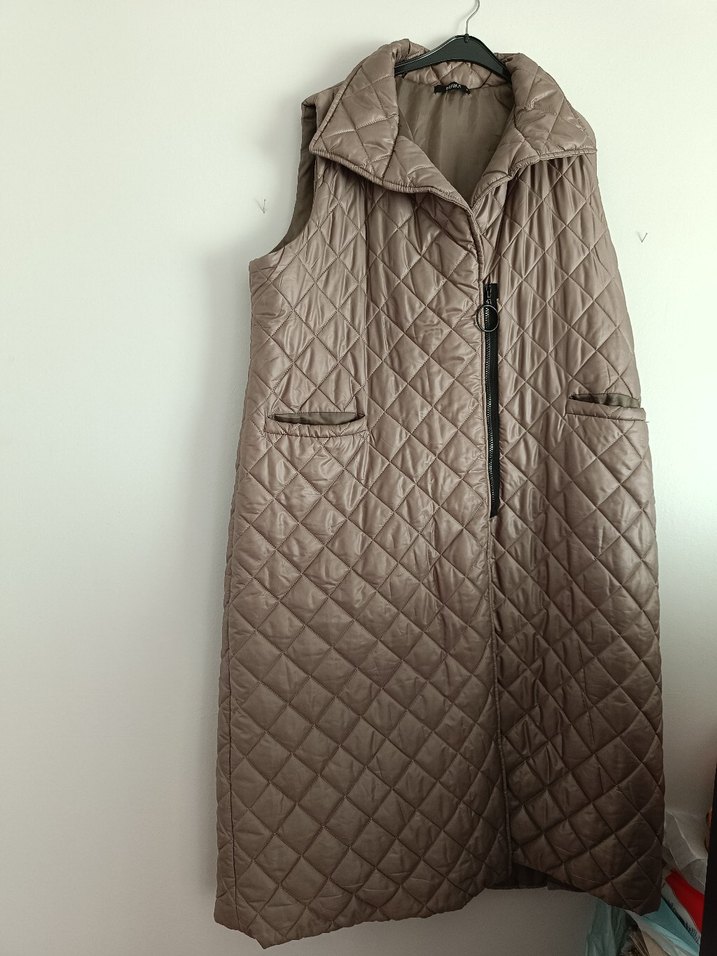 Bej Midi Kadın Kapitone Kemerli Yelek - Görsel 4