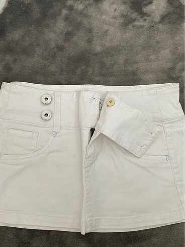 Bershka Mini etek