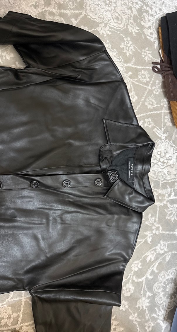 Düğmeli Siyah Kadın Deri Ceket - Görsel 2