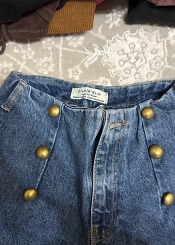 Kadın Mavi Düğmeli Mini Denim Şort - Görsel 2