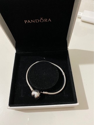 Pandora bileklik