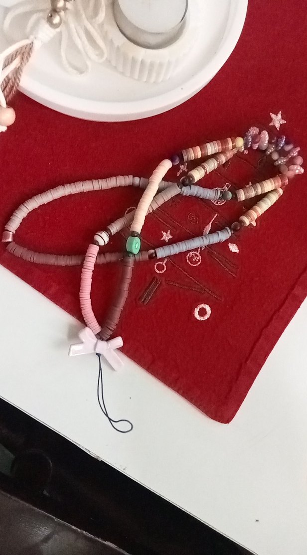 Renkli Boncuklu Telefon Askısı - Görsel 3