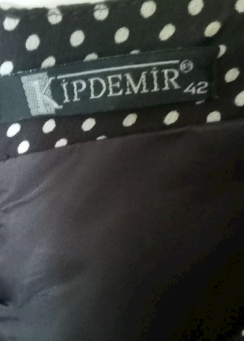 42 Beden Puantiye Desenli V Yaka Midi Elbise