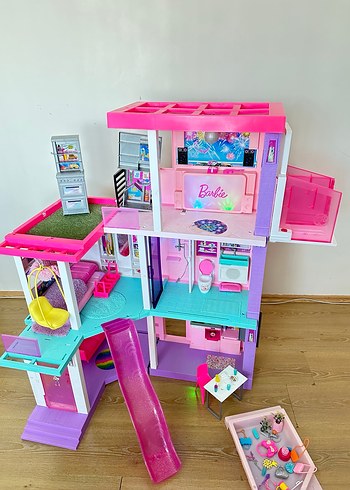 Renkli Barbie Oyun Evi - Görsel 2